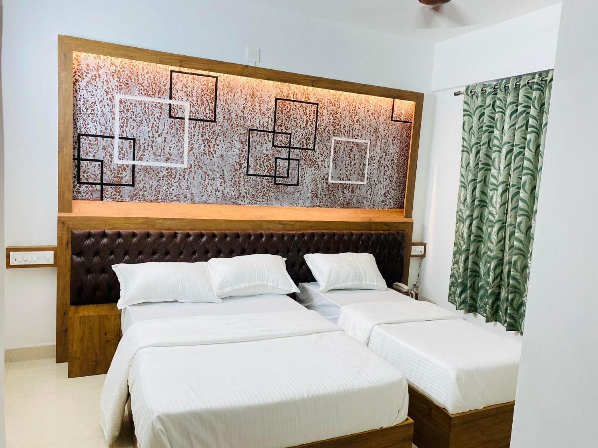 B Six Hotel Bangalore Exterior photo